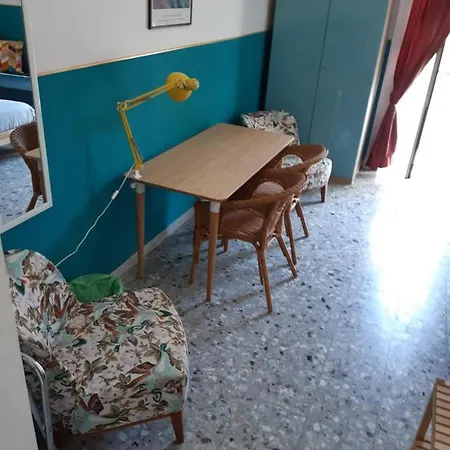 Alojamento de Acomodação e Pequeno-almoço Carafe'&caraspe' Nápoles