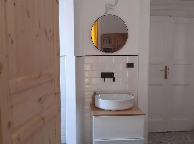 Carafe'&caraspe' Neapel