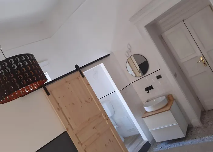 Carafe'&caraspe' فندق مبيت وإفطار 4*